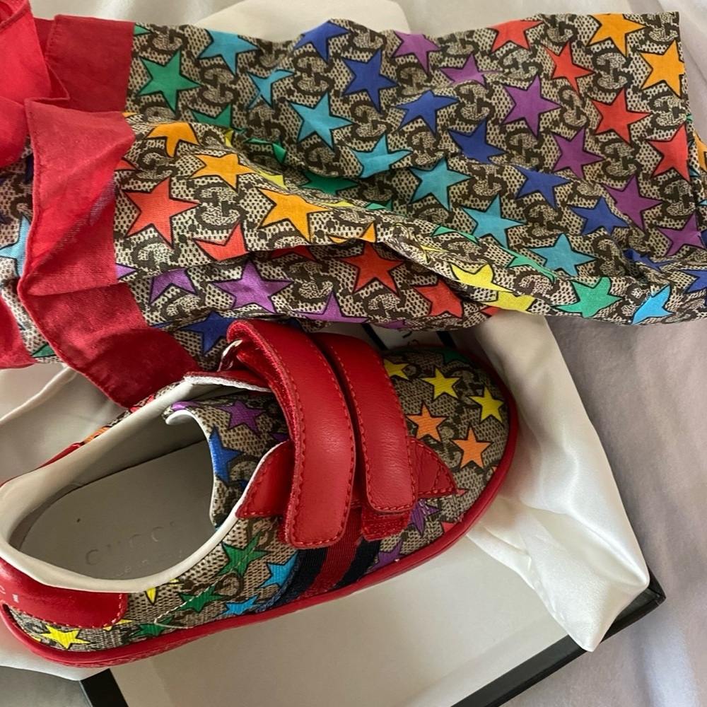 Gucci Kids shoes and Scarf